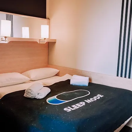 Rcadia Gaming House-3